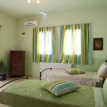 Spiti Louloudis Villa